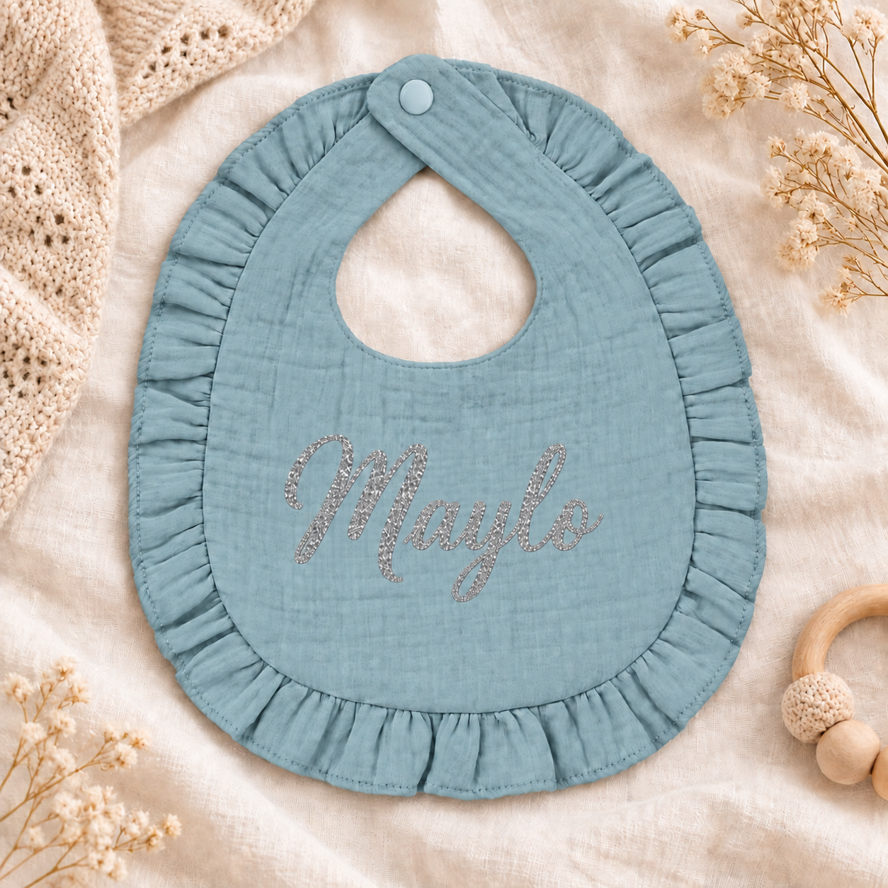 Bavoir Bleu à Volants personnalisable – Image 2