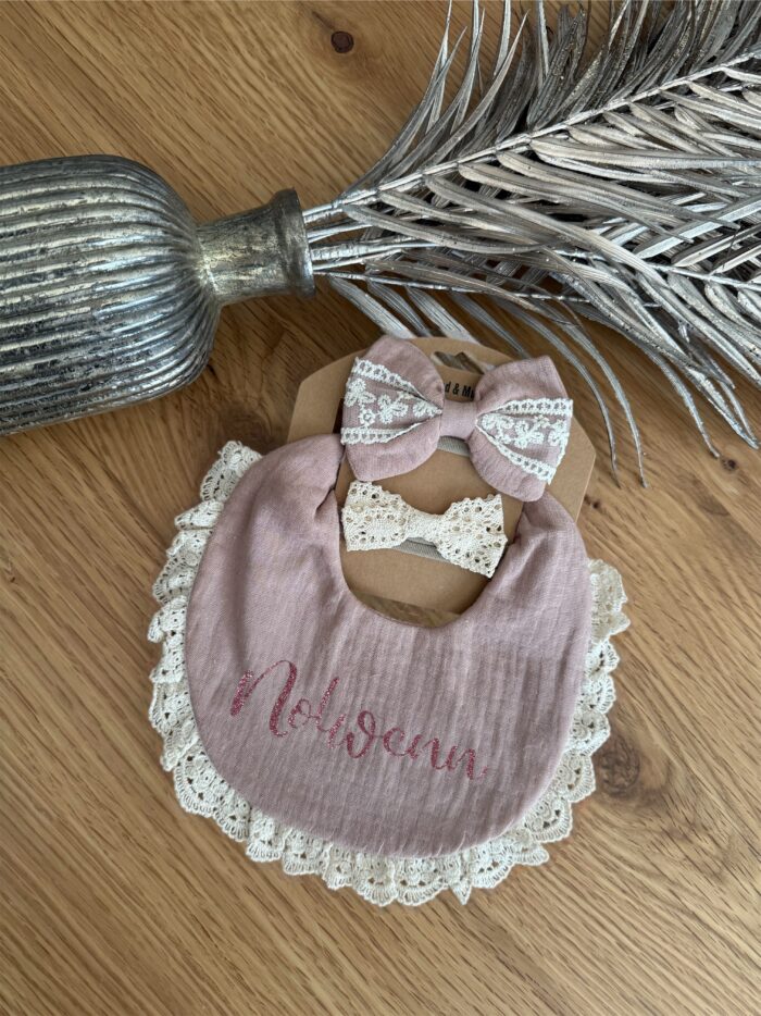 Coffret bavoir + bandeau beige personnalisable