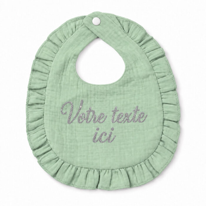 Bavoir bébé personnalisé vert sauge à volants avec prénom - Bébé Tendances