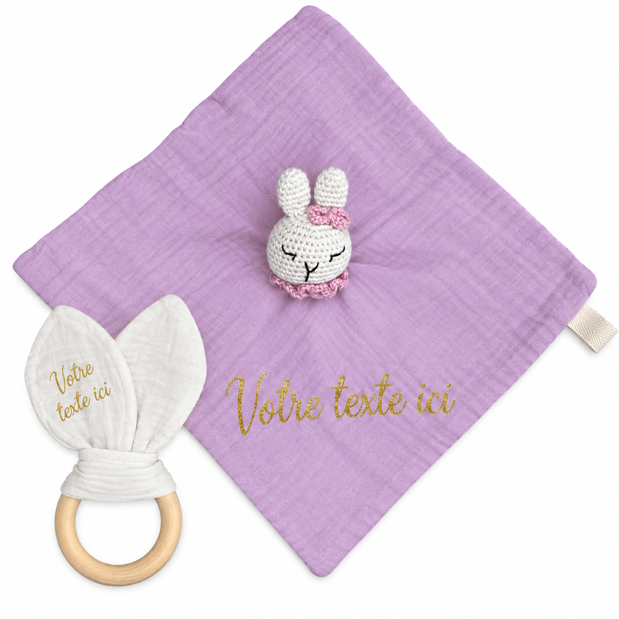 Coffret naissance bébé vieux rose personnalisé avec prénom – Doudou et hochet en bois - Bébé Tendances