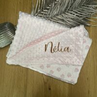 Couverture à bulles Minnie rose personnalisable