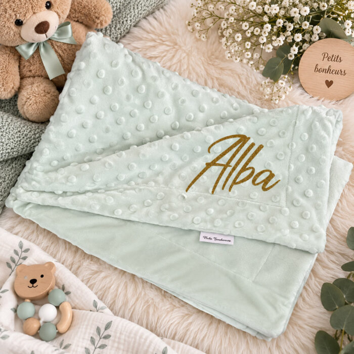 Couverture bébé personnalisée vert – Prénom 80×110 cm - Bébé Tendances