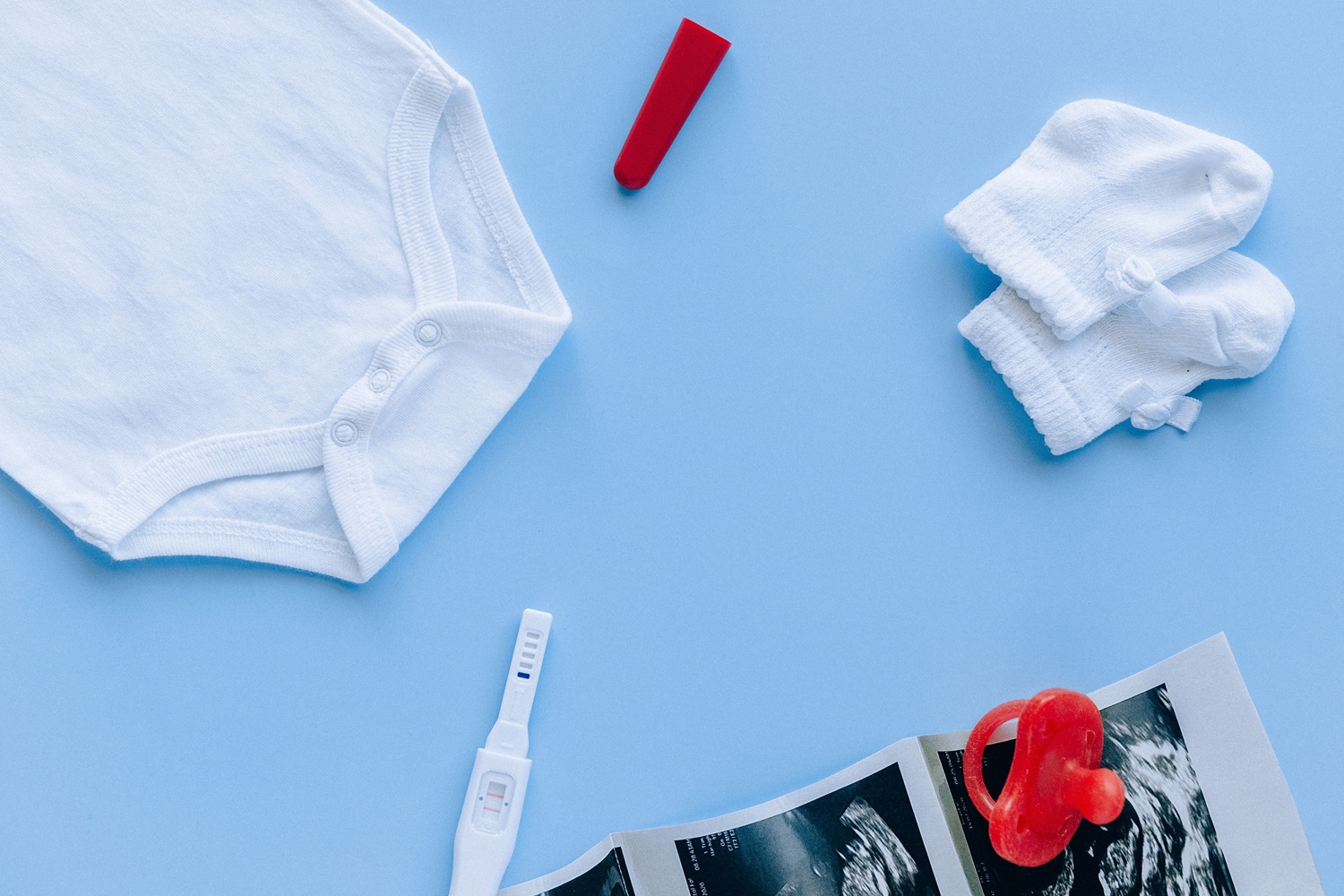 accessoires bébé indispensables 0-6 mois personnalisables – Bébé Tendances